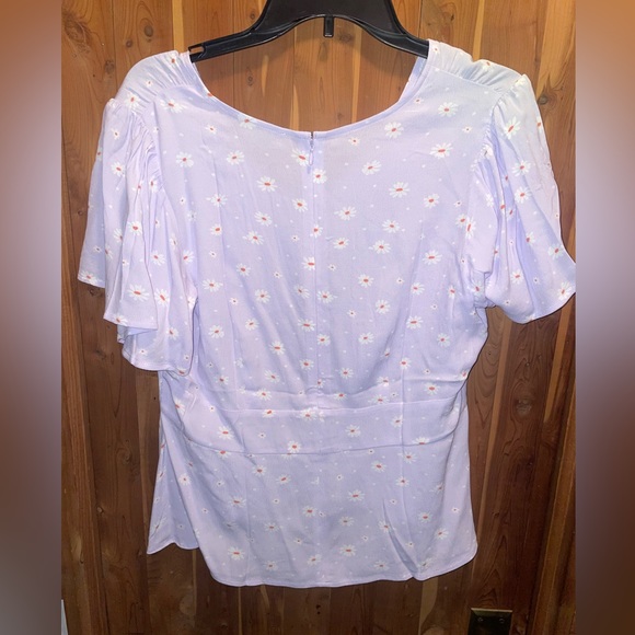 New with tags - Ann Taylor Loft lavender flutter sleeved blouse - Picture 4 of 5